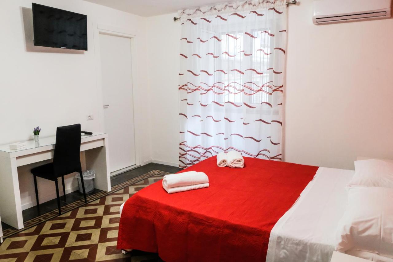 Antica Dimora Maravigna Hotel Катания Екстериор снимка