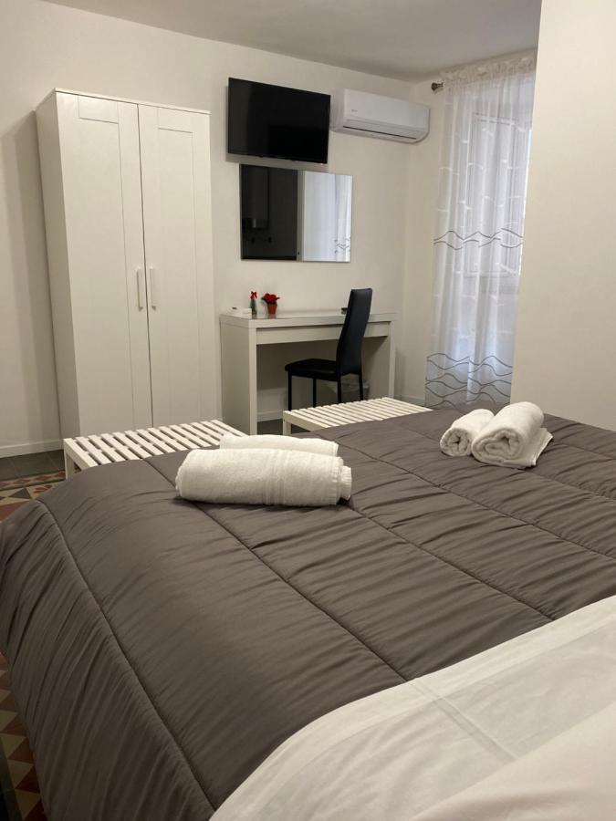 Antica Dimora Maravigna Hotel Катания Екстериор снимка